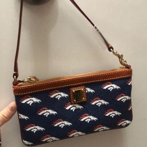 Brand new Branco’s Dooney and Bourne handbag!